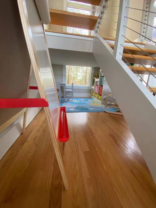 Luxury Modern Waterfront Retreat Villa Montross Kültér fotó